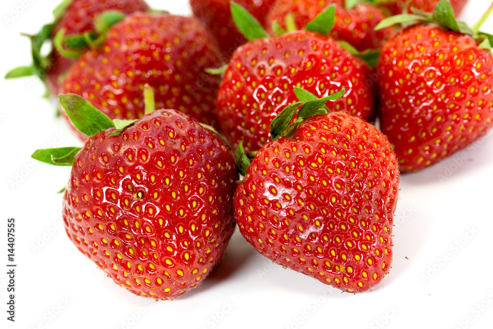 Erdbeeren,freigestellt auf weiss Erdbeeren,freigestellt auf weiss