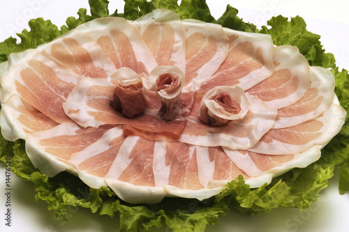 Piatto di prosciutto crudo photo