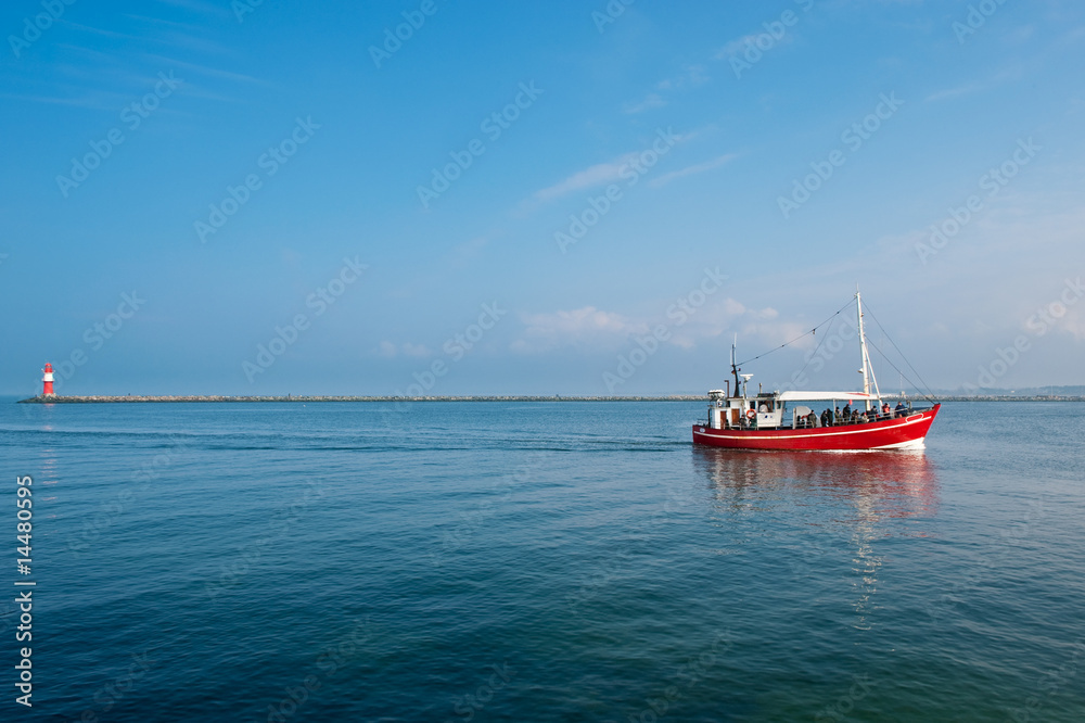 Fischerboot im Hafen