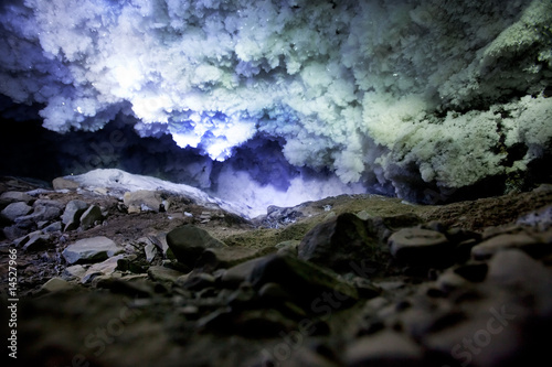 Ice Cave © Tyler Olson