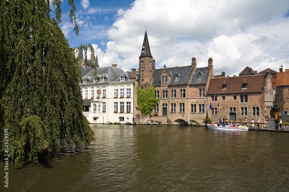 Kanal in Bruegge, Belgien