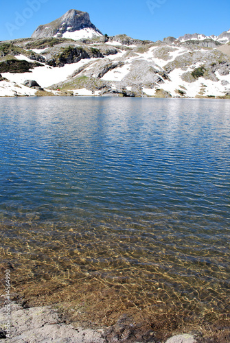 la transparence du lac Roumassot photo