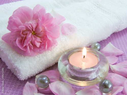 Body relax composition  aromatic candle and petals of rose