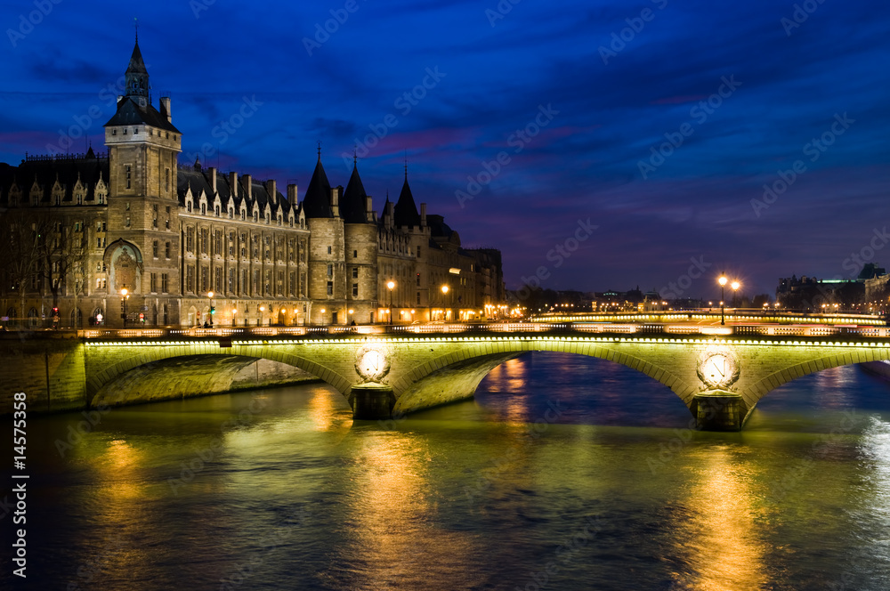 Night bridge in Paris