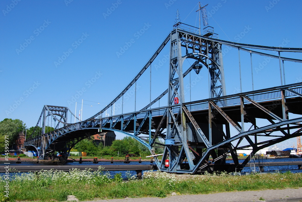 Kaiser-Wilhelm-Brücke in Wilhelmshaven Kaiser-Wilhelm-Brücke in Wilhelmshaven