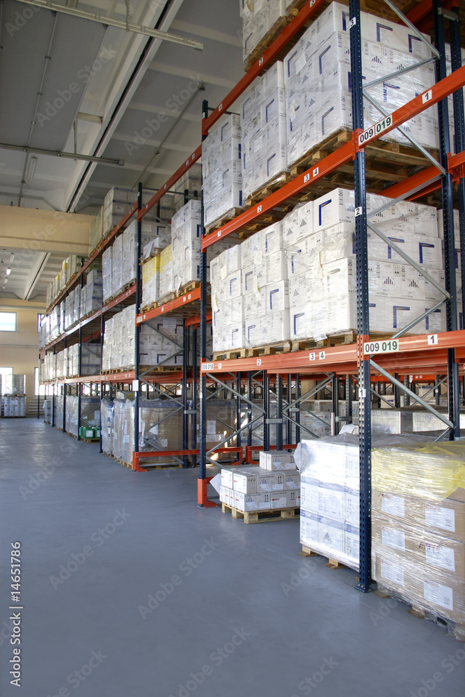 Fototapeta premium Iinside Of Warehouse 3