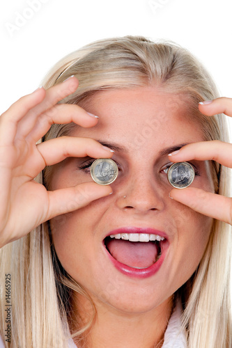 Frau mit Euro Geld Münzen vor den Augen