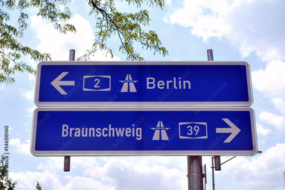 Hinweisschild Berlin - Braunschweig Hinweisschild Berlin - Braunschweig