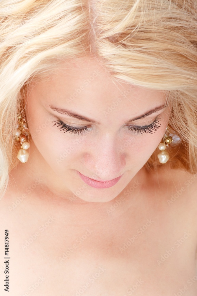 Fototapeta premium blond woman close up