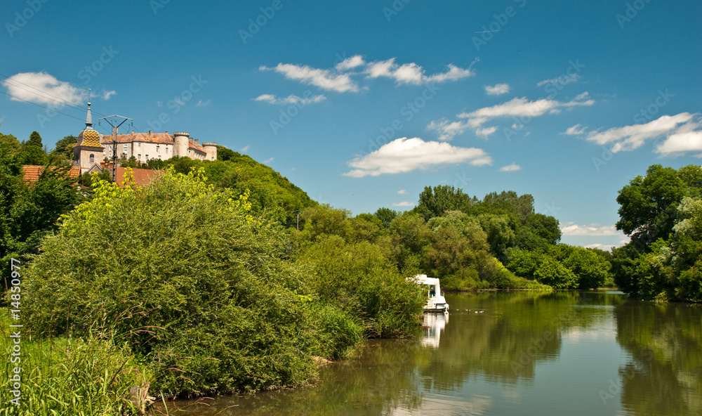 Tourisme fluvial à Ray-sur-Saône
