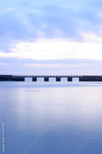 Wallpaper Mural water Torontodigital.ca