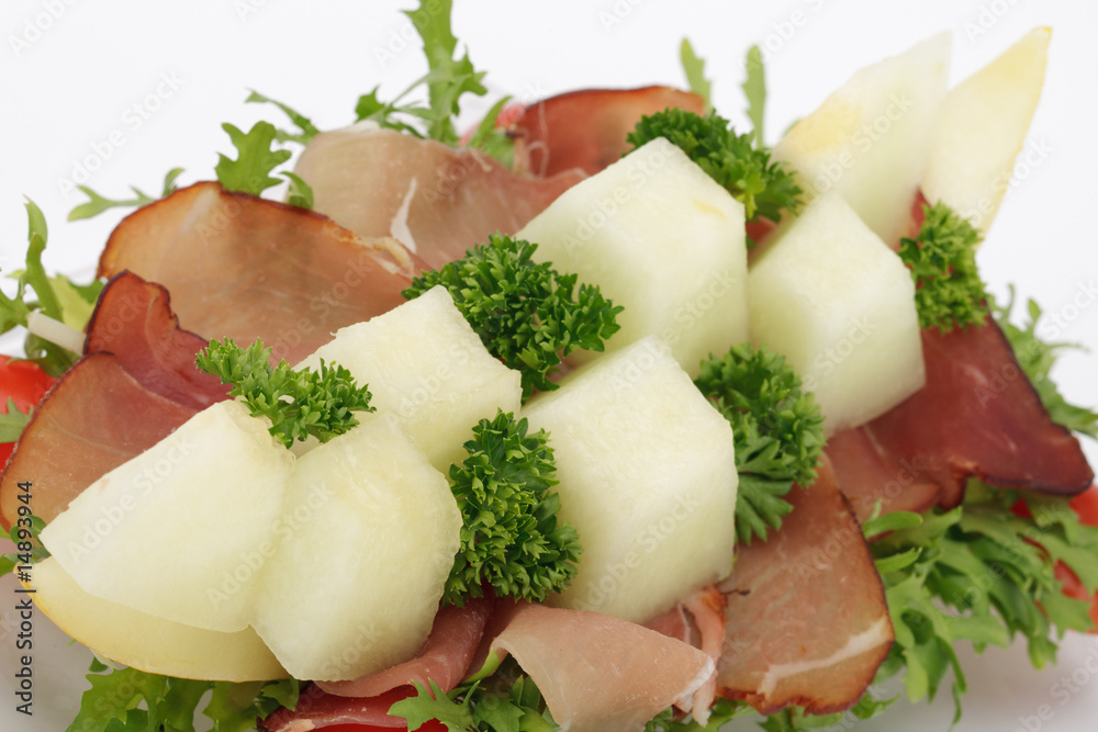 Schinken mit Melonenschiffchen Schinken mit Melonenschiffchen