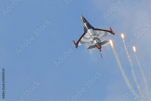 Foto F16
