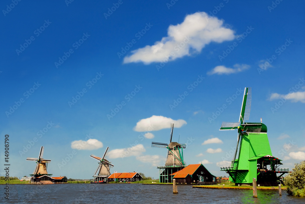Naklejka premium mills in holland
