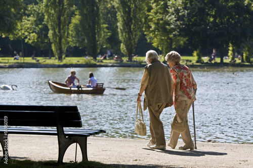 Rentner am See
