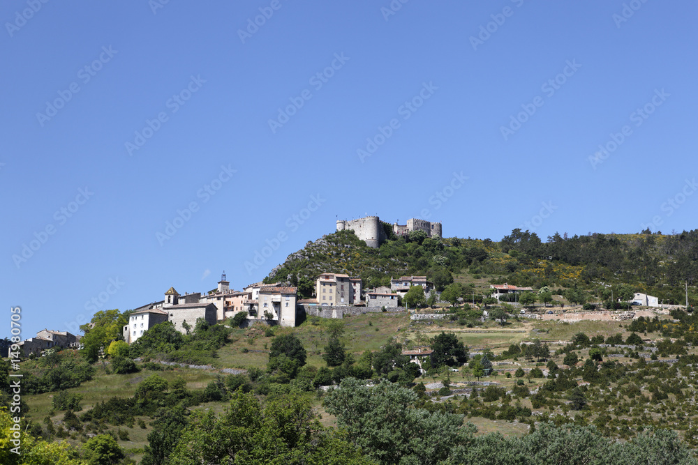Petit village médièval de Trigance en provence