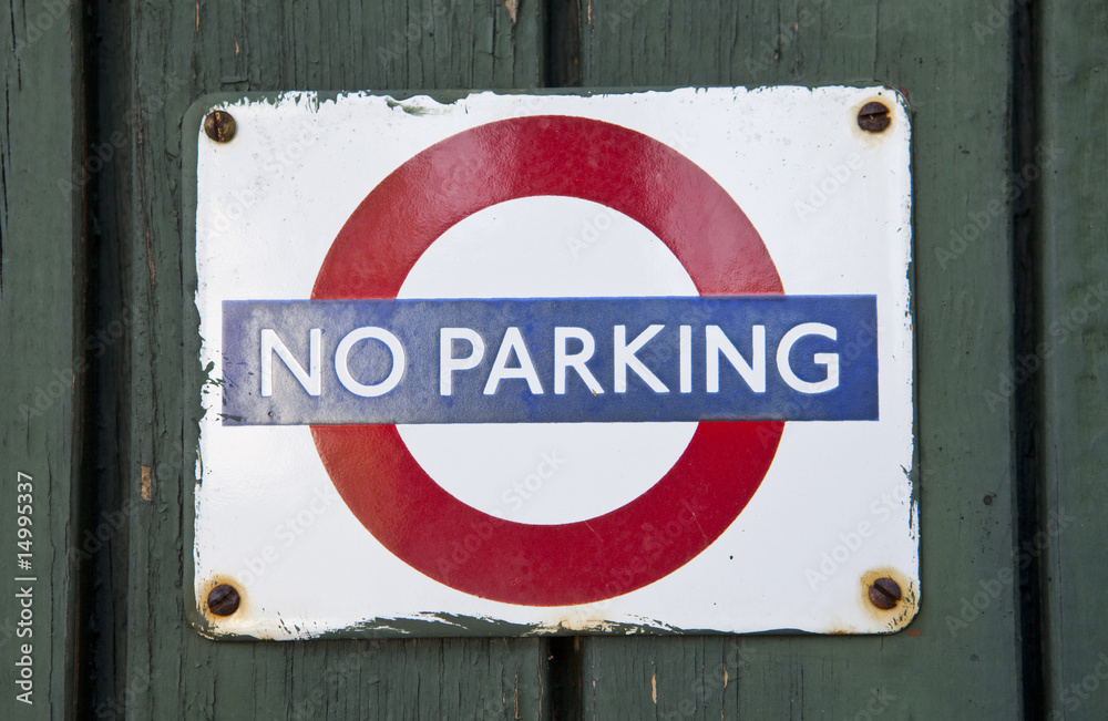 Fototapeta premium Worn No parking sign from London