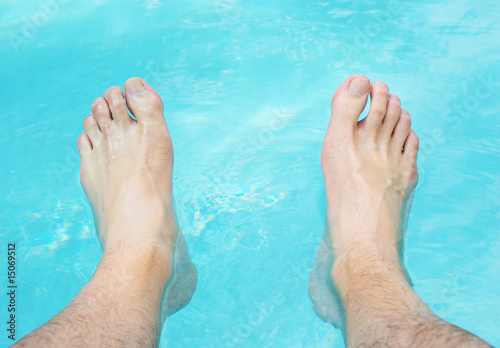 Relaxing Feet in Water © goldenangel