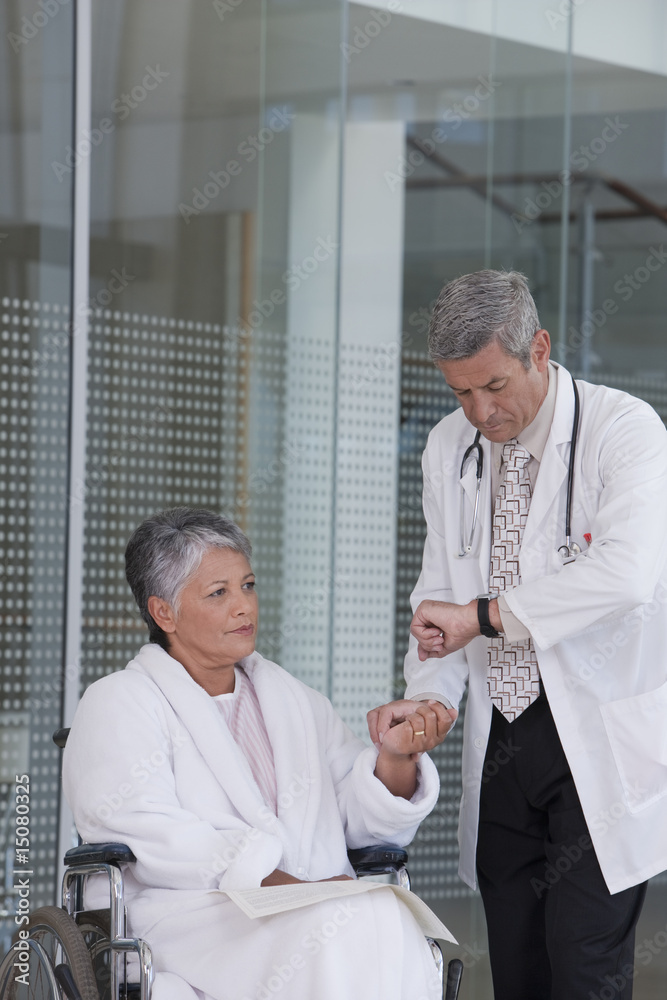 Fototapeta premium doctor and patient