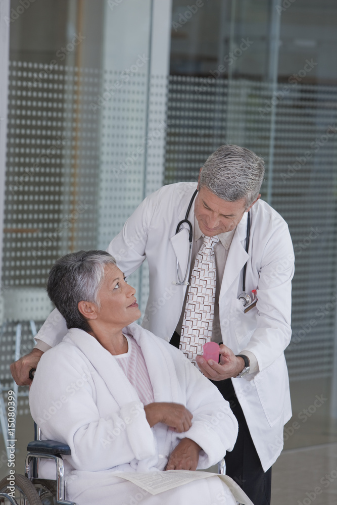 Fototapeta premium doctor and patient