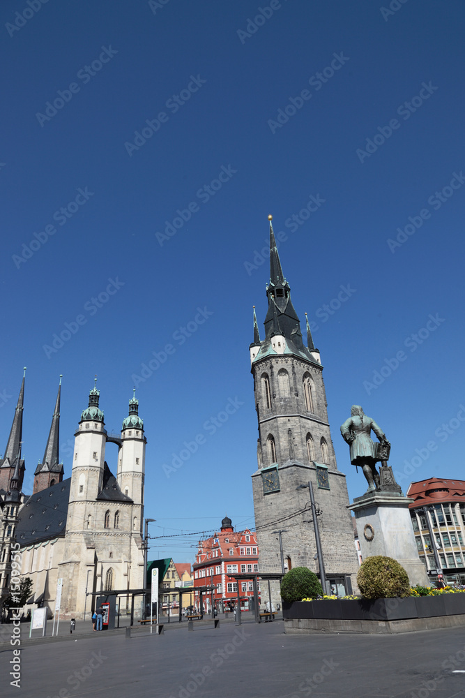 Obraz premium Die Stadtkirche in Halle / Saale