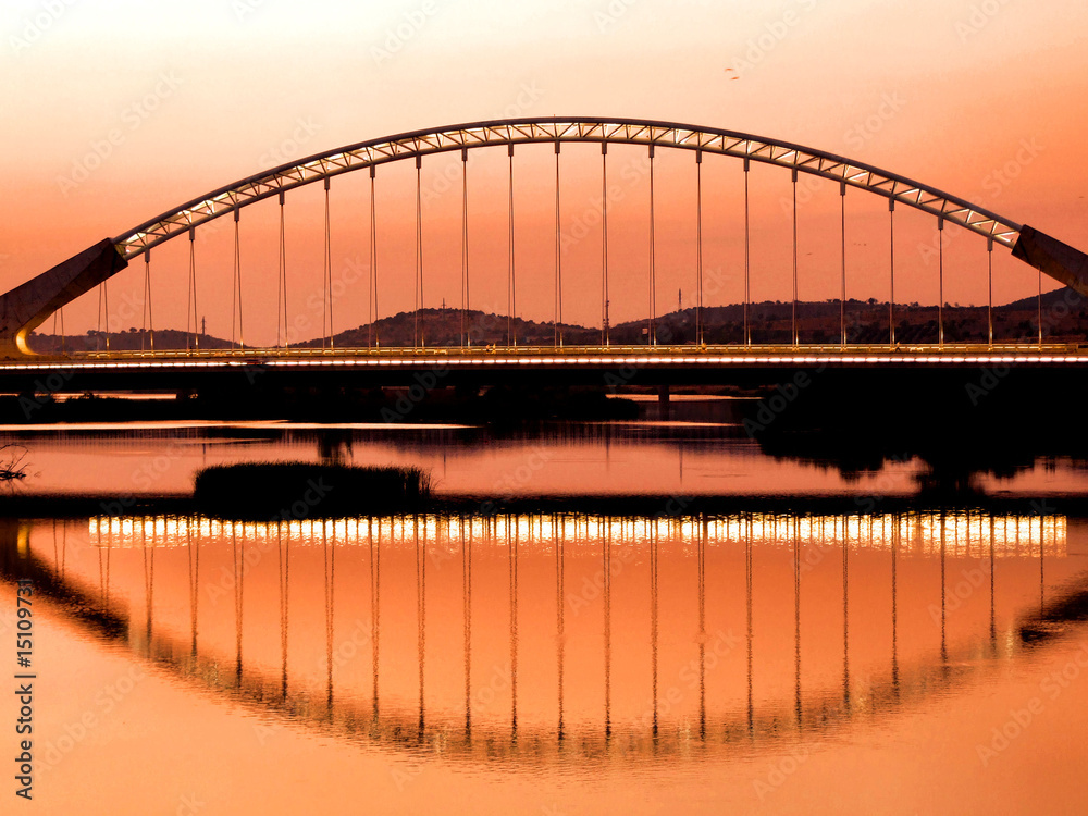 Fotografia do Stock Ponte Lusitânia Adobe Stock