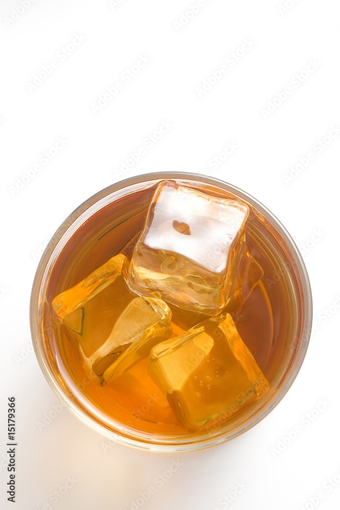 alcoholic beverage whith ice cubes alcoholic beverage whith ice cubes