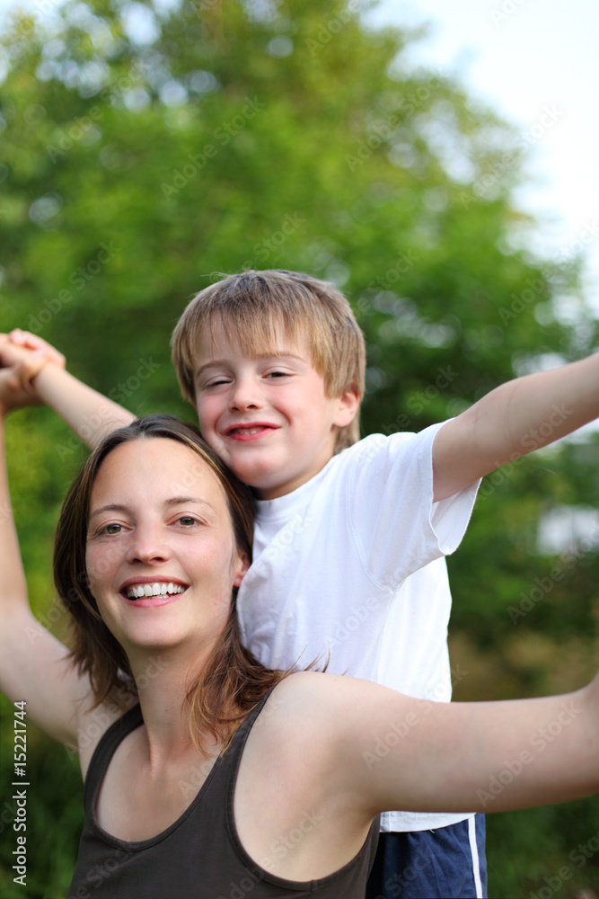 Fototapeta premium mutter und sohn