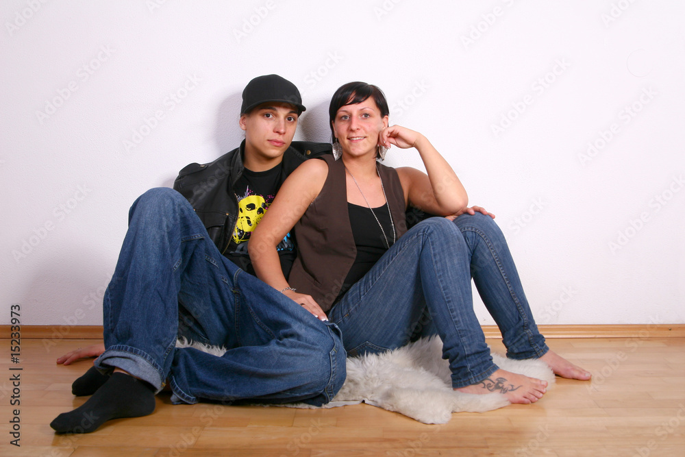 Hip couple Hip couple