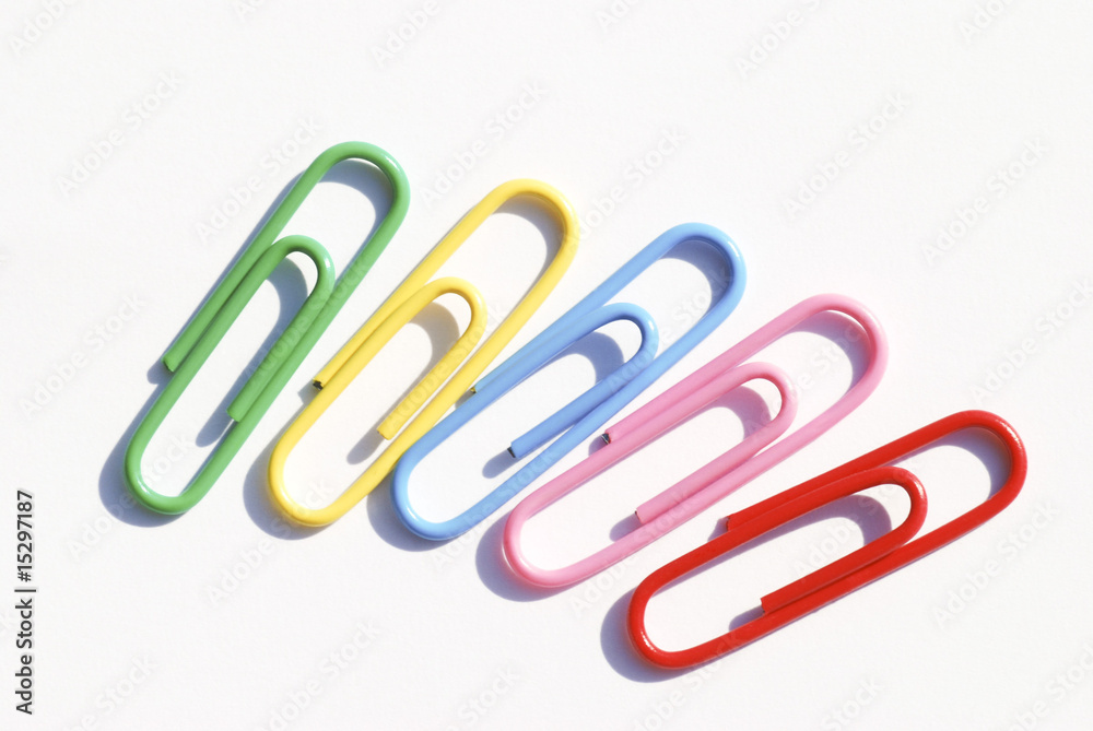 Colored paperclips Colored paperclips