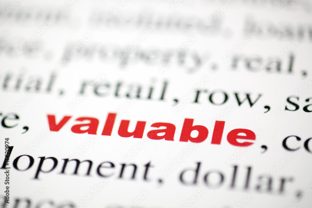 Obraz premium mot valuable de valeur mot rouge texte flou