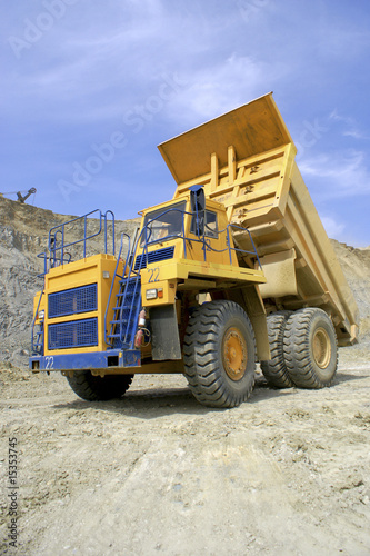 Dump-body