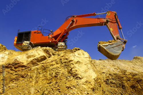 Hydraulic  dredge