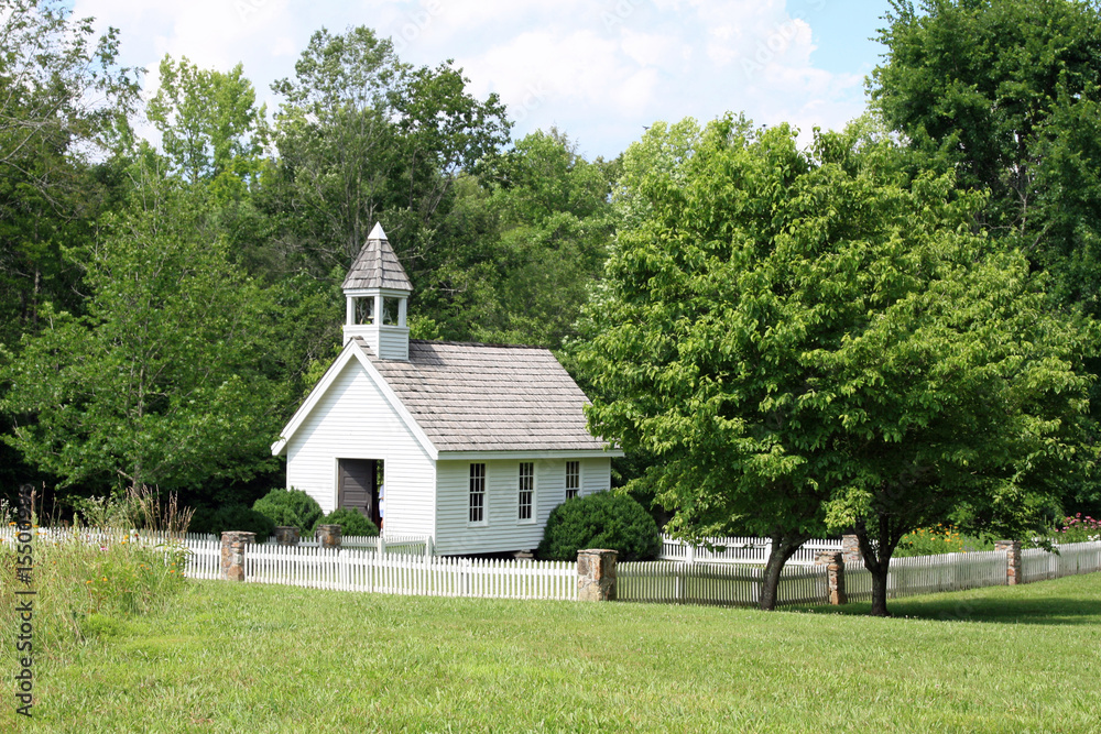 Obraz premium Small chapel in the Smoky Mountains