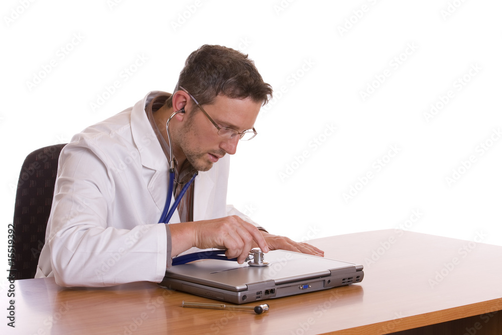 arzt hört laptop ab arzt hört laptop ab