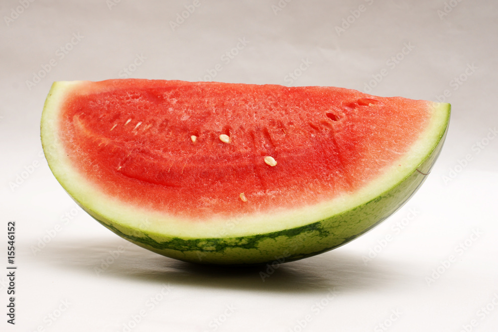 ein stück wasser melone