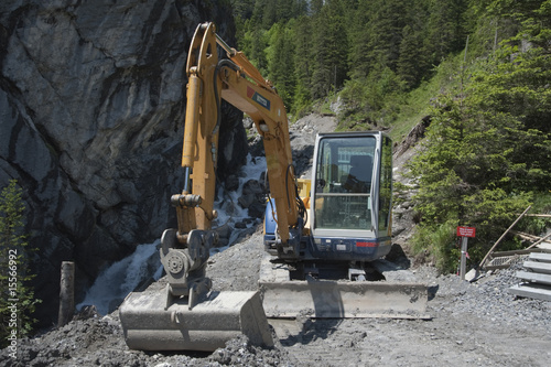 Bagger im Gebirge