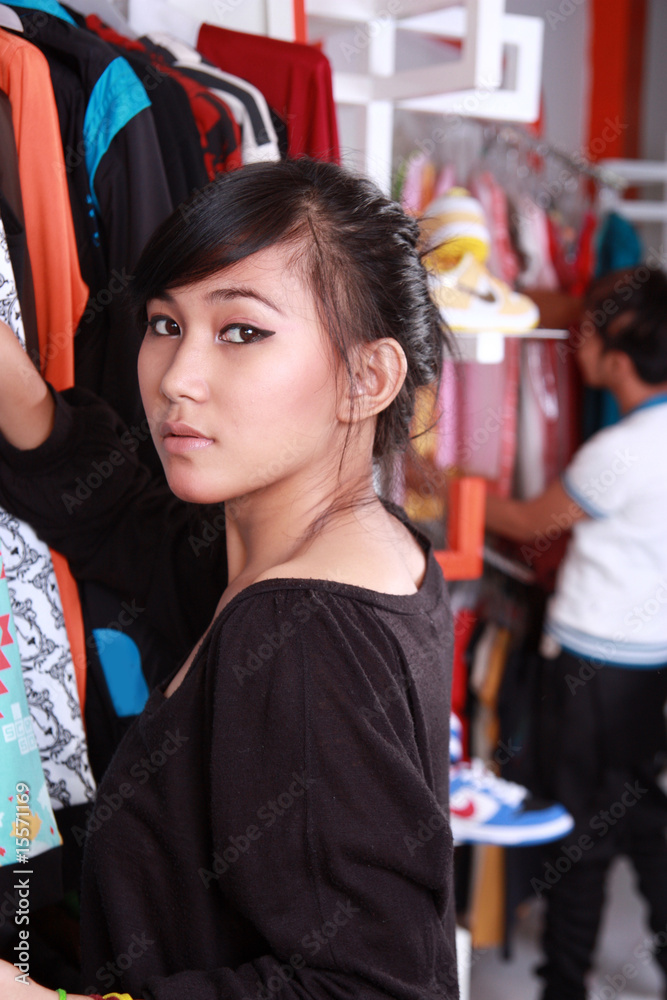 pretty woman shopping