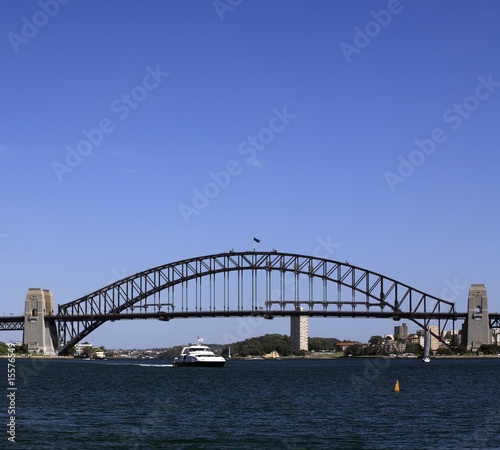 Sydney Harbour Bridge © cbpix