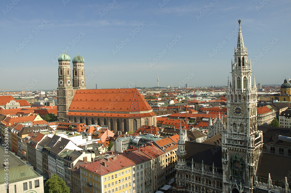Fototapeta premium München Wahrzeichen