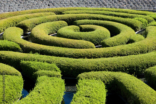 Gartenanlage mit Labyrinth photo