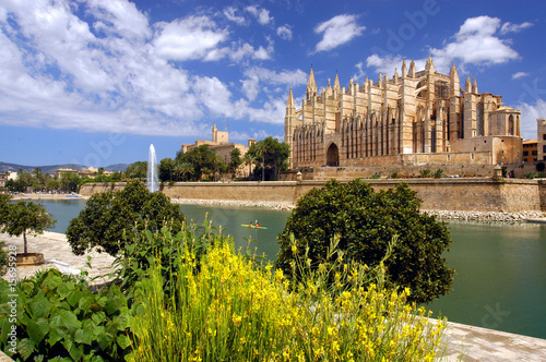 Kathedrale La Seu in Palma de Mallorca photo