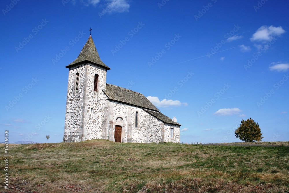 Chapelle de Cros de Ronesque, Cantal