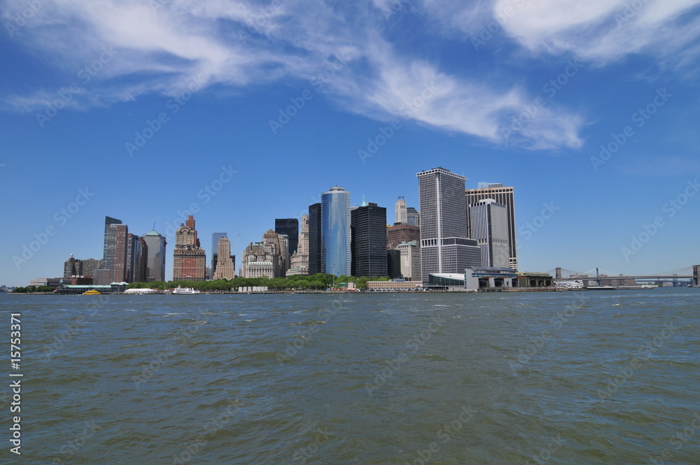 Fototapeta premium Lower Manhattan and Brooklyn bridge.