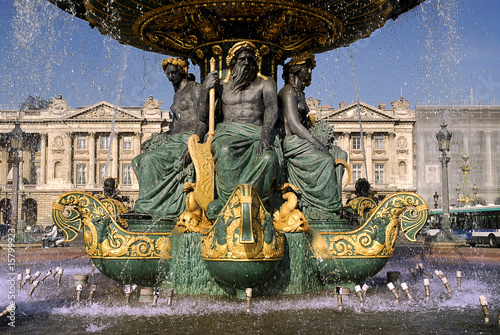 Fontaine des fleuves de la place de la Concorde à Paris