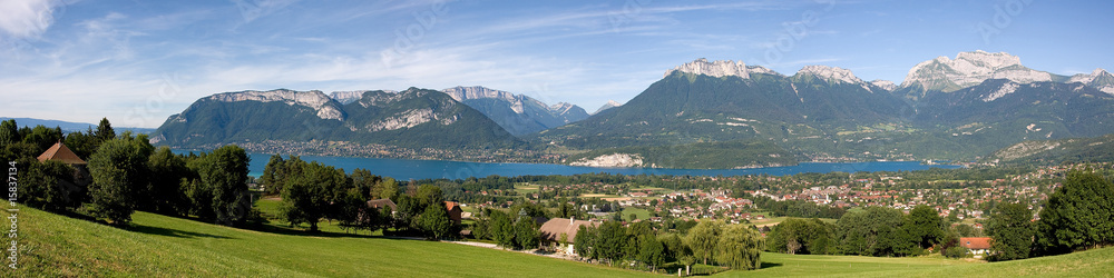 Fototapeta Panorama nad jeziorem Annecy