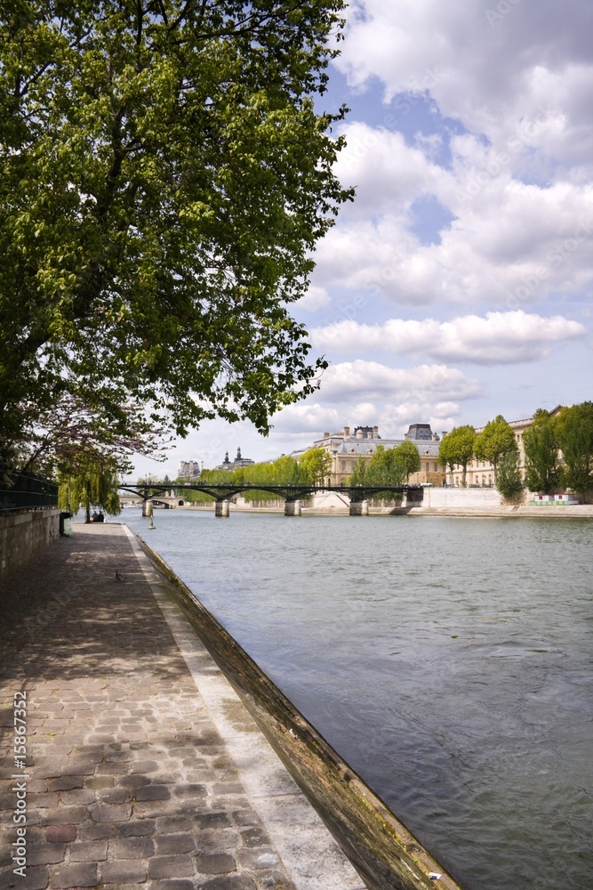 Le square du Vert-Galant (Paris) Le square du Vert-Galant (Paris)