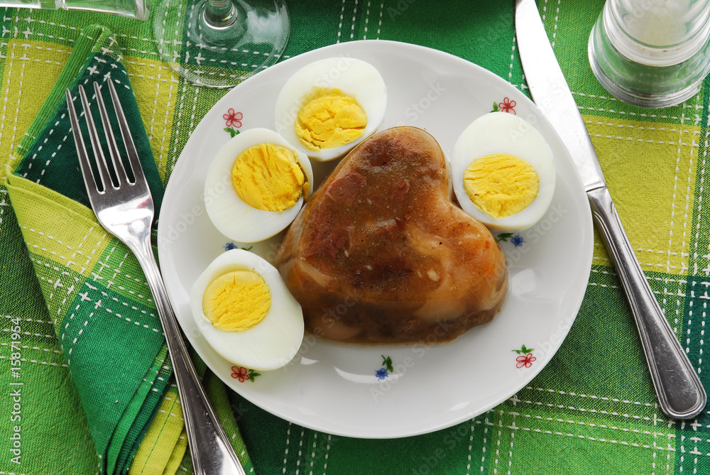 Gelatina di carne con uova sode - Antipasti