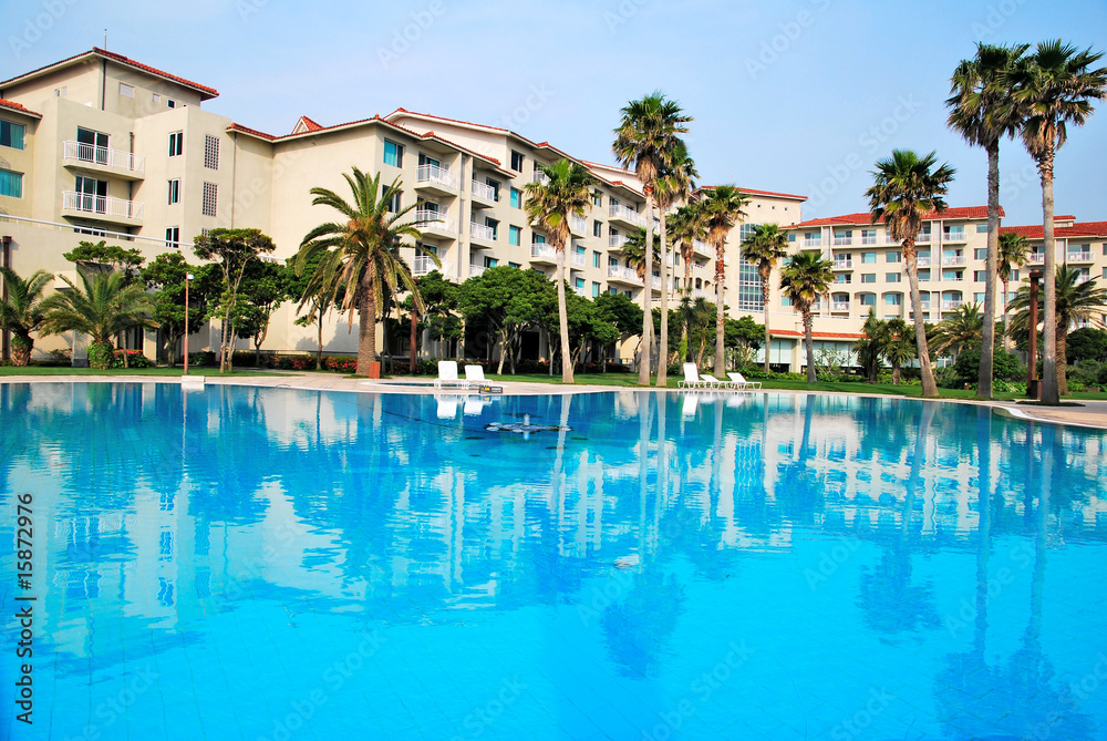 Tropical resort hotels