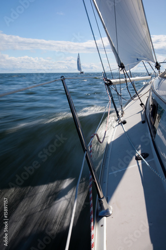 Sailing with speed © vrihu